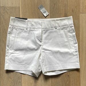 Ann Taylor 2 petite White Metro Short Devin fit